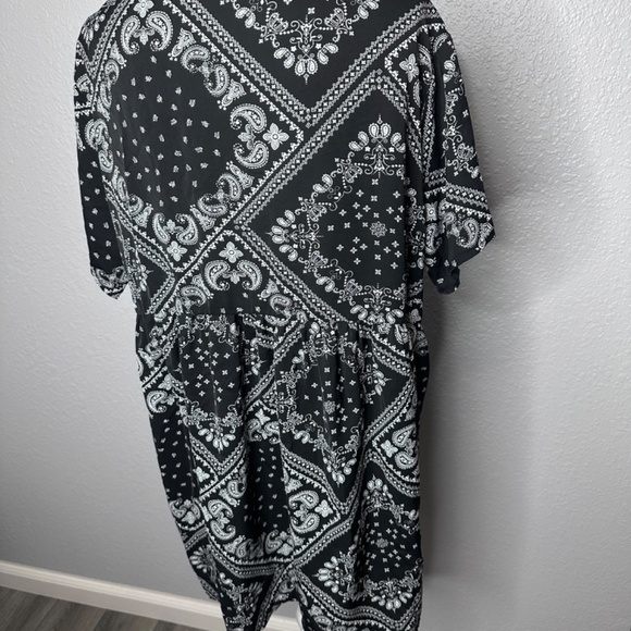 Miss Guided-- Black Bandana Dress‎ size 10 - Picture 5 of 8